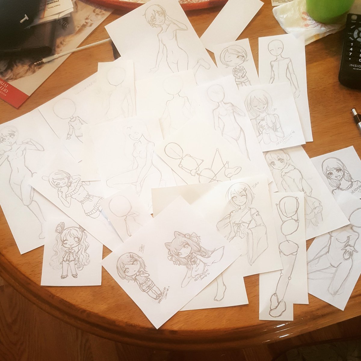 neko_maniax's tweet photo. Sketch Dump
#anime #manga #sketches #illustrations #doodles #sketchdump #poses #chibis #wips #posepractice #chibiposes #lotsofart #drawings https://t.co/aVJrBOIvE9