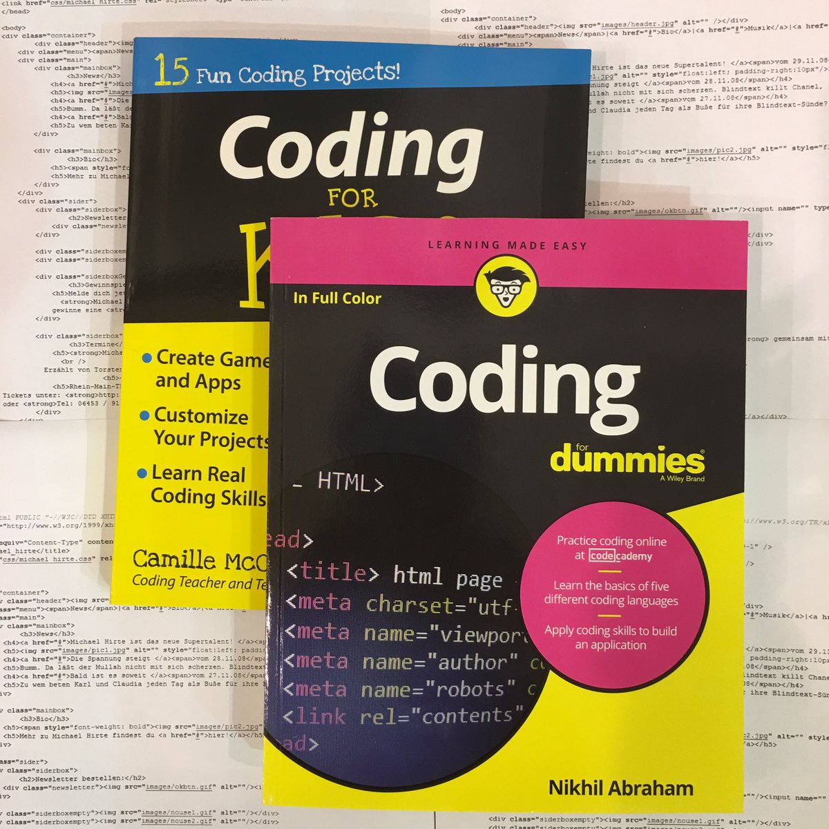DymocksNL's tweet photo. Upgrade your skill set with our Dummies guides on coding! #dummiesmonth2017 #iamadummie https://t.co/i8fzOuW21h