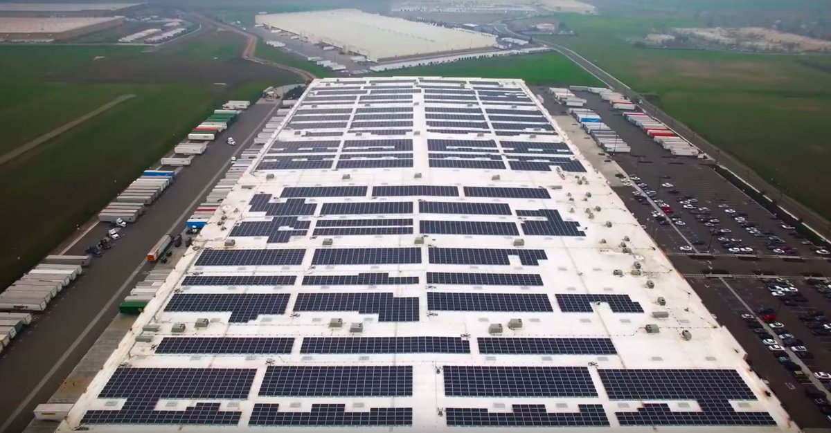 TitanSolarCo's tweet photo. #Amazon is turning warehouse roofs into #solar #power stations!

https://t.co/ubo53BPBPp

#renewables
Photo credit: https://t.co/pBfAkqriYj https://t.co/RWPCKlGU2u