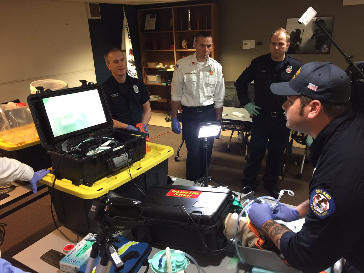 jducanto's tweet photo. #SALADSimulation featuring the #SSCORDuCantoCatheter today at #OrlandParkFireDept @christifulli88 @ketaminh @drjdt2644 @DrJeffJarvis https://t.co/vsxtB3WY1H