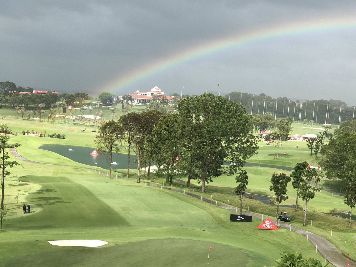 djmaselli's tweet photo. Rain is not always a bad thing #rainbow #HSBCWomensChamps https://t.co/gEQkZ8cJAf