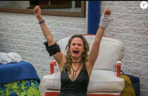 littlecomenta's tweet image. A TL tá em festa, que lindo Brasil. #BBB17
