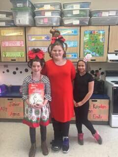 OldFortElem's tweet photo. Happy Birthday Dr.Seuss @OldFortElem @McDowell590 #bookmagic #seussday #leaderreaders https://t.co/emSeBMm0GB
