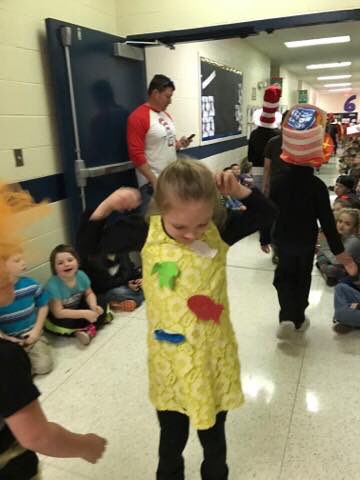 OldFortElem's tweet photo. Happy Birthday Dr.Seuss @OldFortElem @McDowell590 #bookmagic #seussday #leaderreaders https://t.co/emSeBMm0GB