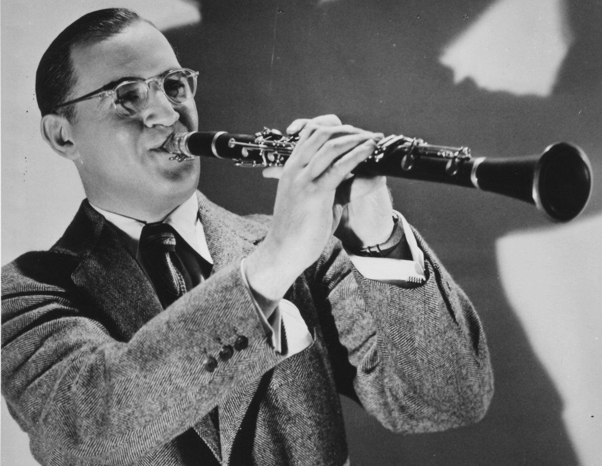 johnnysummers's tweet photo. Apr 23 featuring @JeremySaxophone #BennyGoodman was the first celebrated bandleader of the #Swing Era, dubbed "The King of Swing," #clarient https://t.co/z9QP5PoTDZ