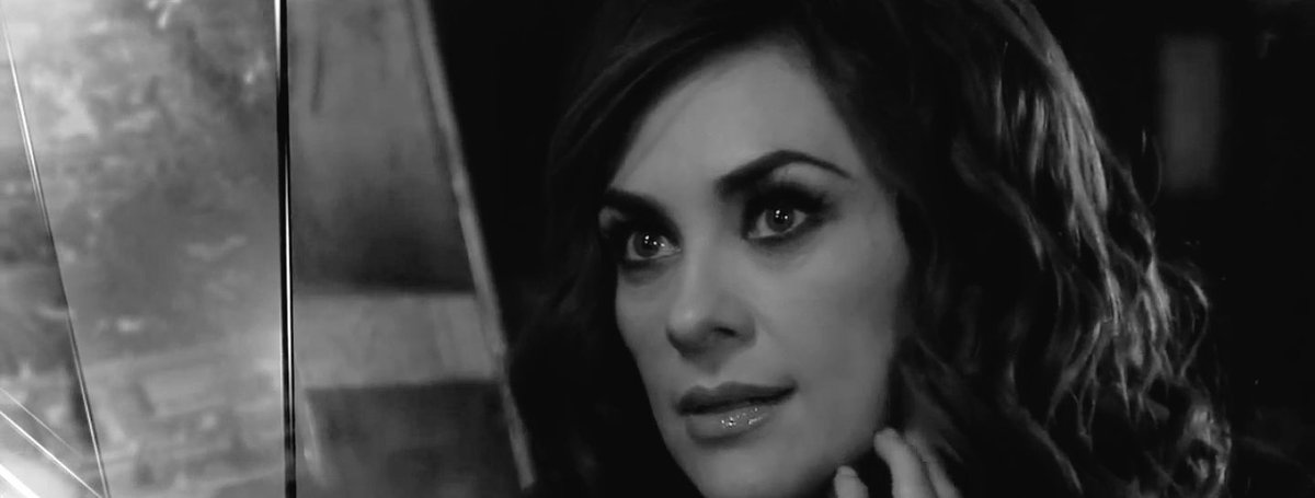 Arambula_News's tweet image. Mónica pagará con su padre... Con #LaDoña nadie se mete 👊🏻