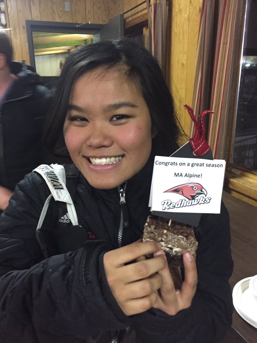 SusanSchuster's tweet photo. Last stragglers closing out #alpine #ski year w/ fun @aftonalpsmn race #TY @MSHSL @MinnehahaAcad #EatSleepSki #epic https://t.co/UEnwirdNae