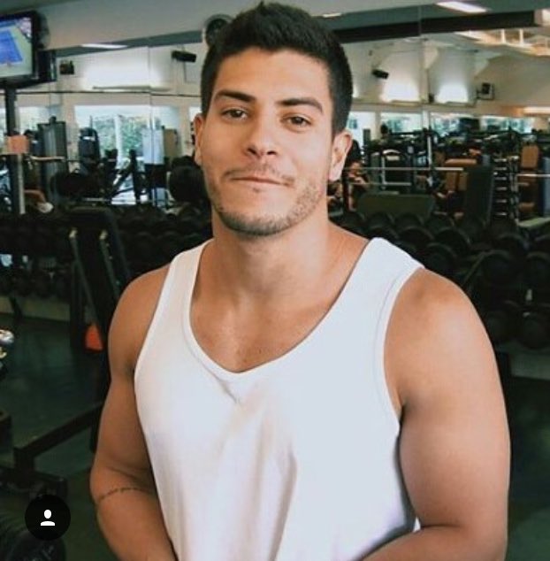 lgnor4da's tweet photo. Ele é simples, humilde, divertido .. amo tanto que nem sei. ele merece o mundo. #BDayArthurAguiar https://t.co/pQHB3wSKyf