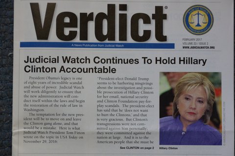 andersonDrLJA's tweet photo. 🇺🇸🇺🇸#AMERICA's GREATNESS FOUNDED UPON A CONSTITUTION BASED ON THE #RuleOfLaw &amp; ALWAYS #UnderGOD! NO ONE IS EXEMPT! #HILLARYnotEXEMPT🇺🇸🇺🇸 https://t.co/Q47To98X2d