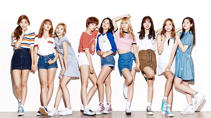 taeyeon0221's tweet photo. 少女時代とtwice比べる必要ないと思う人RT https://t.co/h615sHut1h