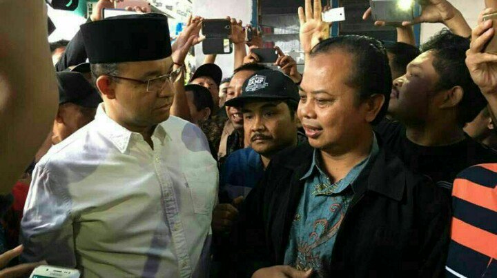 kurawa's tweet photo. Sudah melanggar Kampanye disambut pula sama Ketua KPUD DKI nya 😊...memang banyak pihak yg gak mau ahok menang kok https://t.co/DFDgi1mcDF
