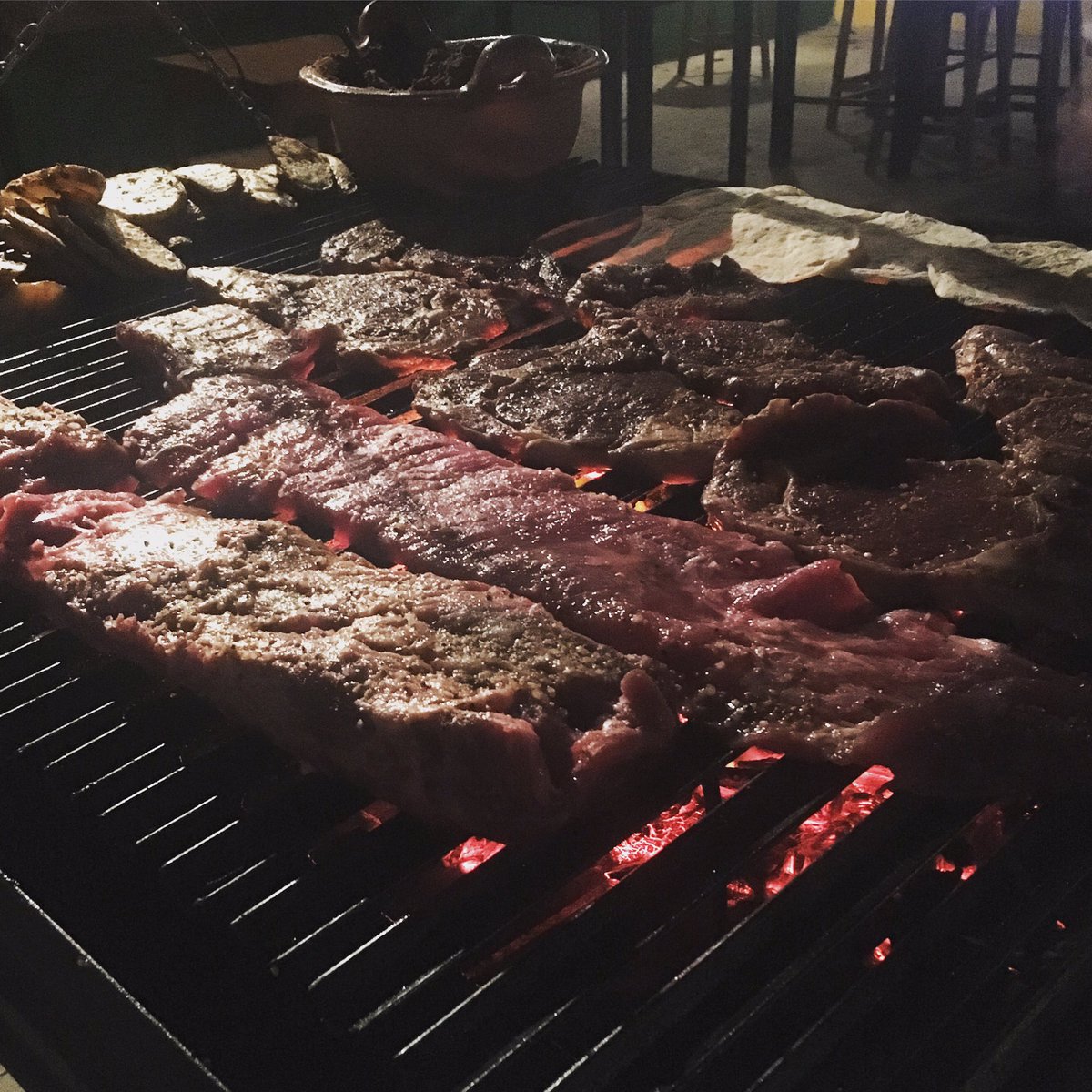 Ufemia_Bar's tweet photo. ¿Arrachera o RybEye? #UfemiaGrill https://t.co/lwKcLpLZVV