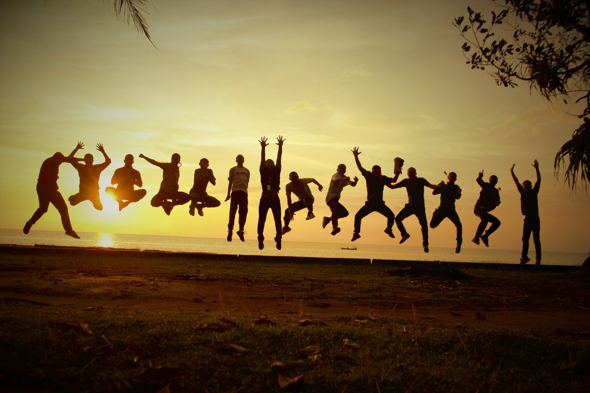 sambal nyanyi lagu souljah-jangan berhenti
@patraanyerbeachresort