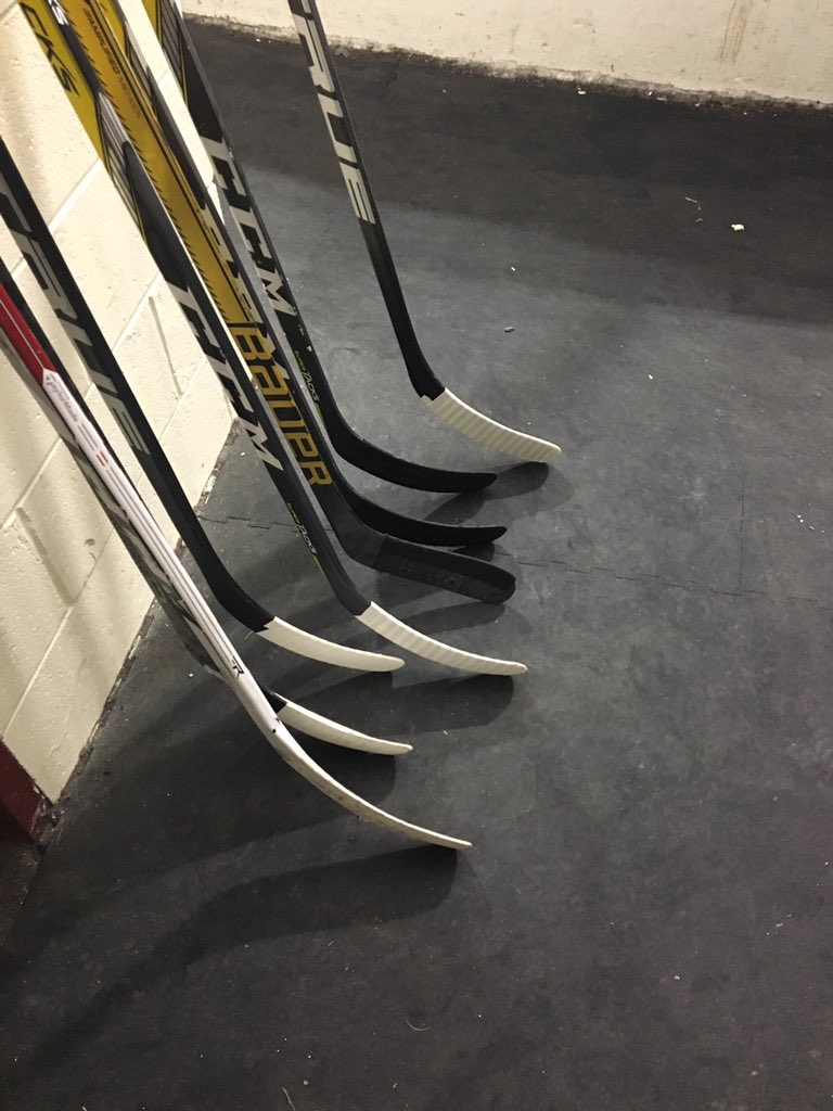 SkippersPE's tweet photo. Senior night at the rink! https://t.co/8pOnbqIgAT