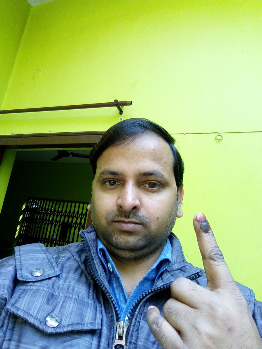 007Navkrishna's tweet photo. @_NationalVoice #Phase3selfie https://t.co/AyIObE81tJ