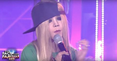 myxglobal's tweet photo. WATCH: #JustinAlva nails @AvrilLavigne impersonation!
https://t.co/X2w59G1dDx https://t.co/SM28OerPaj