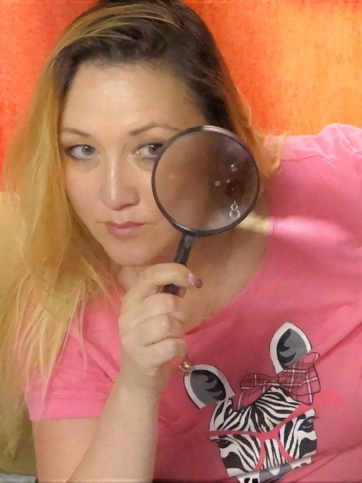 My new photoset is live. Login and enjoy! https://t.co/Yg89iY1DC0 https://t.co/tUZvVeaOKs<a href="/tag/athome"class="tags"><span>#athome</span></a><a href="/tag/ladylaperle"class="tags"><span>#ladylaperle</span></a><a href="/tag/pcrebuilding"class="tags"><span>#pcrebuilding</span></a>
