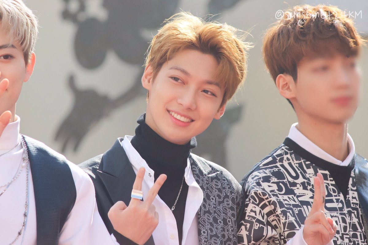 sunshine424KM's tweet photo. 170217 익스피어리💗광민💗
I miss you💏릴리스 이벤트

(@BOYF_KM )(@BOYF_DH)
#보이프렌드 #광민 #동현
#BOYFRIEND #KWANGMIN https://t.co/rLXxlEQvlo