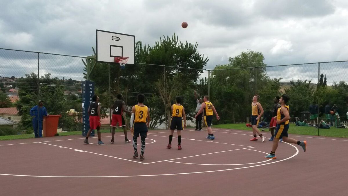 csscSA's tweet photo. Some great new uniforms on display ๐๐ผteams looking smart at the High School #CSSCBasketball hosted by Marist Brothers Linmeyer. https://t.co/ovRdmBfZVY