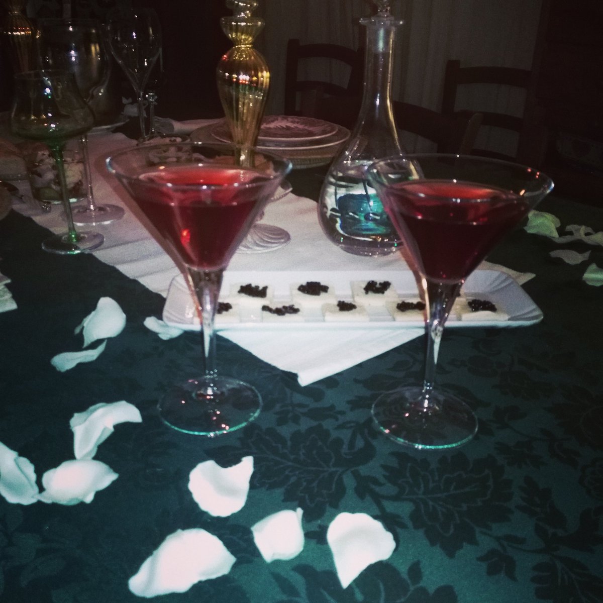 Cuciaroepiron's tweet photo. #succodimelagrana #gin #prosecco.. #aperitivo è  pronto @AperitiviCo.. @2_Chiacchiere @dolci51 https://t.co/u3TinuYKSQ