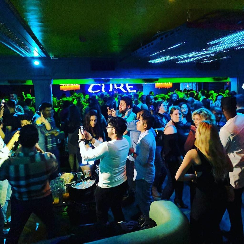 thejohnlee's tweet photo. @CureLounge
2.4.17
#nightlife #Boston #BostonNightlife #clubbing #6one7 #SwerveBoston #Cur… https://t.co/V2a4iCxVWp https://t.co/NtRMHFhfrb