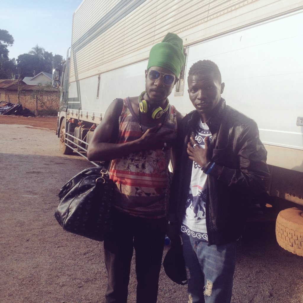 SRVictor256's tweet photo. Respect from the General @GENERALEVERSE we are win and dem agwan watch how we do it #77DOGs2 #worldwide https://t.co/MSrgIDV50z