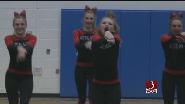 FleishMedia's tweet photo. #vthscheer highlights: Rutland, Vergennes win titles on Saturday https://t.co/nbfkzetrz7 #VT https://t.co/tGEAdhQ5tV