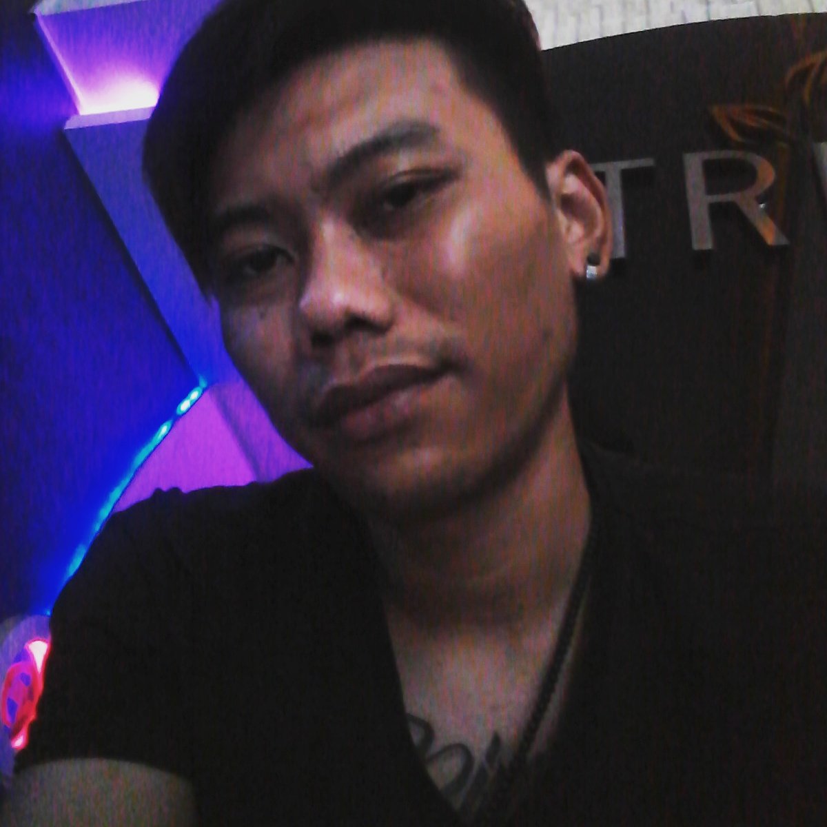 drie_death tweet picture