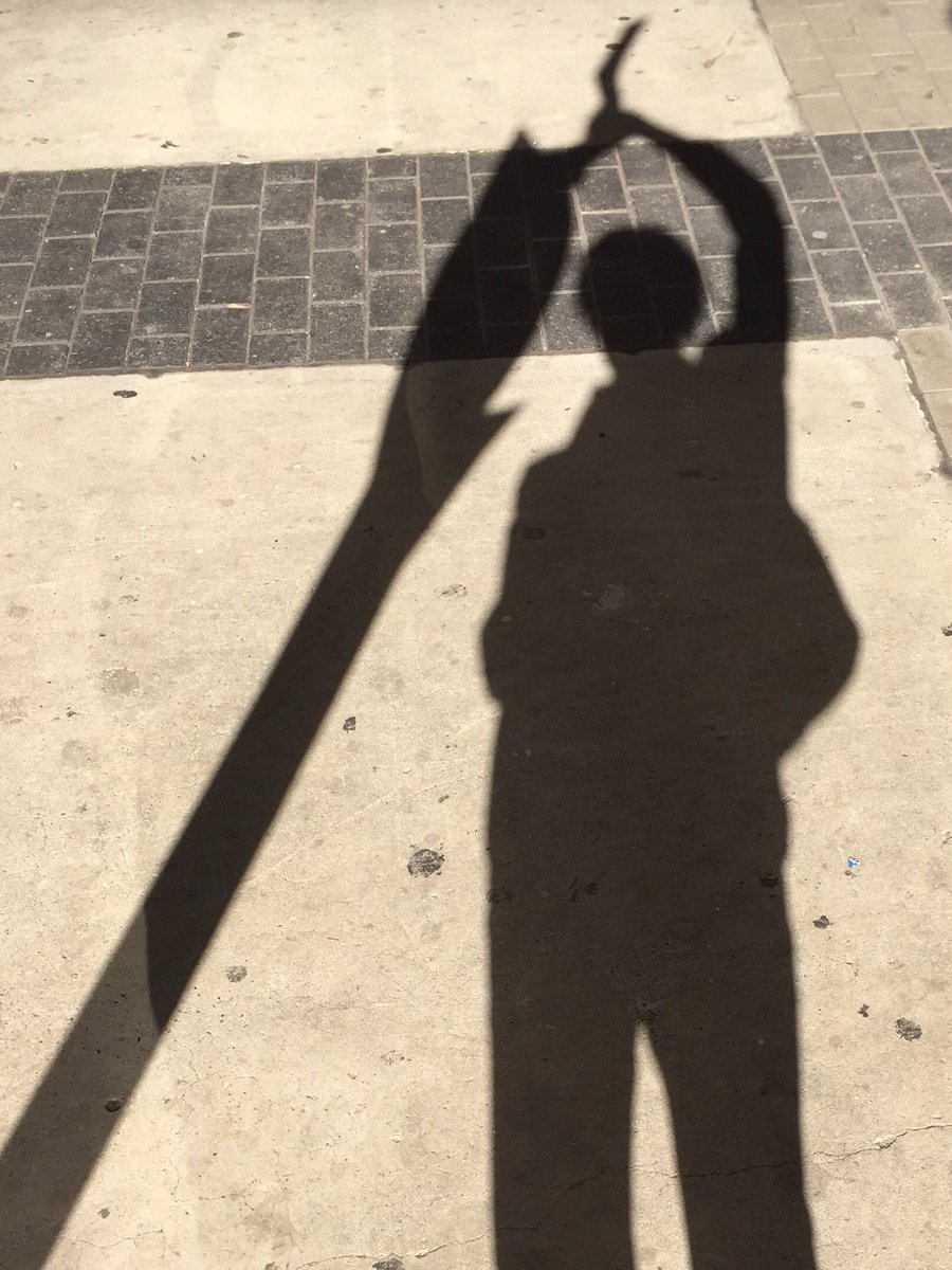 P 旧taka ワンフェスお疲れ様でしたー カオスチャイルドの宮代たくるやってました 2枚目は影がめちゃカッコよくて撮った