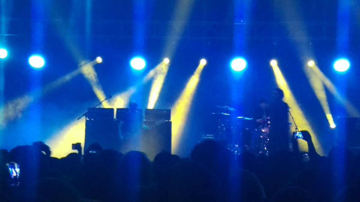 melvinssyn's tweet photo. @TranquilMammoth Amazing show here in Vegas, as always! My friends first AFI show. She can't talk today. https://t.co/iviCtNf6ZT
