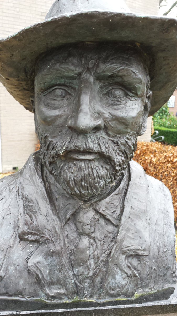 Ontroerend verhaal met prachtige invalshoek #VincentVanGogh in Drenthe. De moeite meer dan waard!