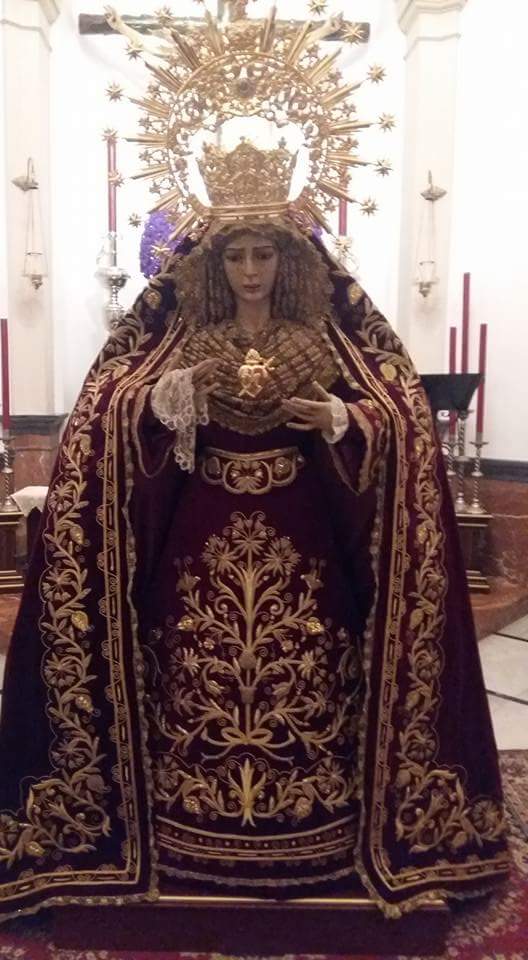 SSenLucena's tweet photo. La Virgen del Mayor Dolor vestida para sus cultos @CofradiaSangre https://t.co/SlLdpnaHSE