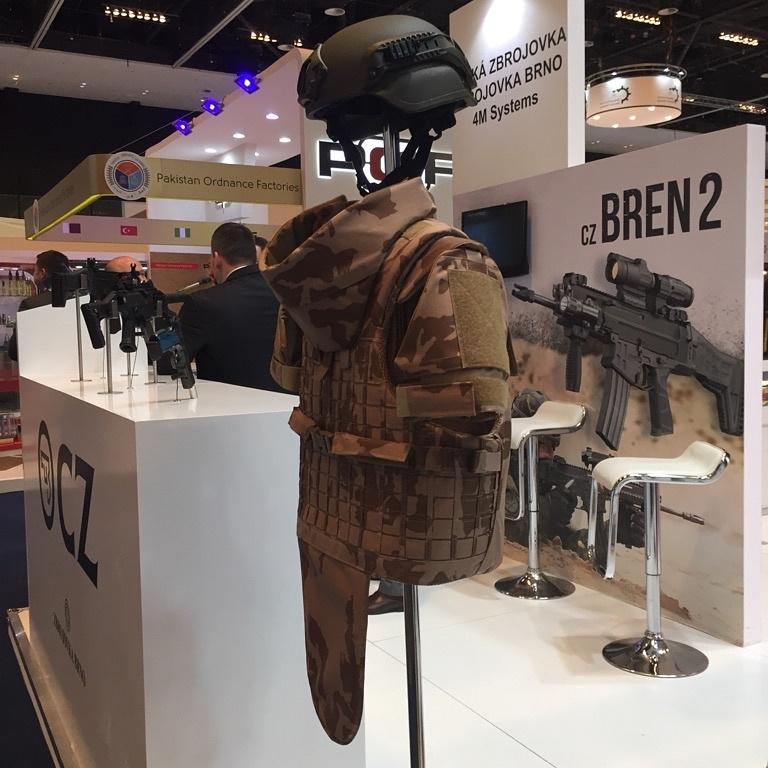 4m_systems's tweet photo. In these days 4M Systems presents their latest and best products on IDEX 2017 in Abu dhabi. #ceskazbrojovka #ballistichelmet #ballisticvest https://t.co/CRAwNnUEvx