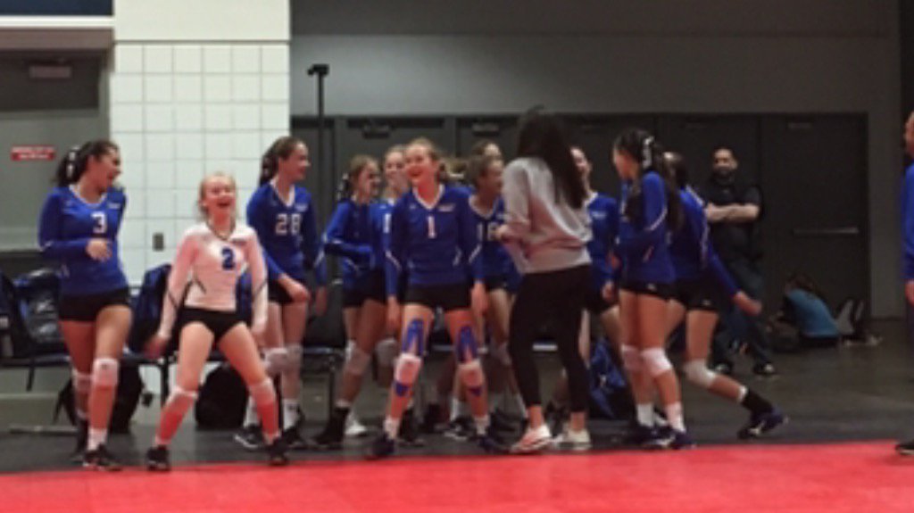 DrLangeTalkShow's tweet photo. #roguevolleyball #ocalapower a little dance after beating Ocala power in volley ball https://t.co/OtkRAG8sVE