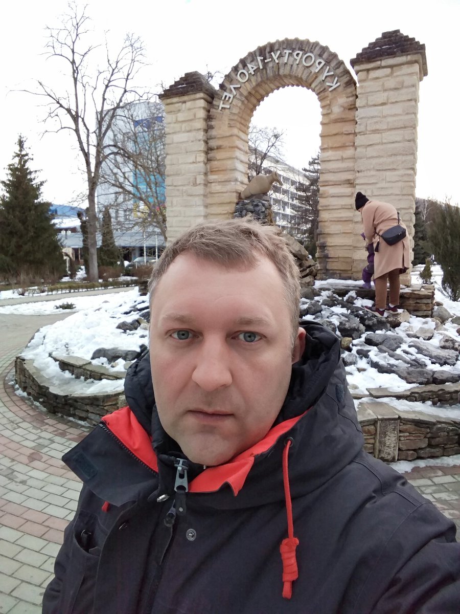 Vitaliq (@vitaliqueue) on Twitter photo 