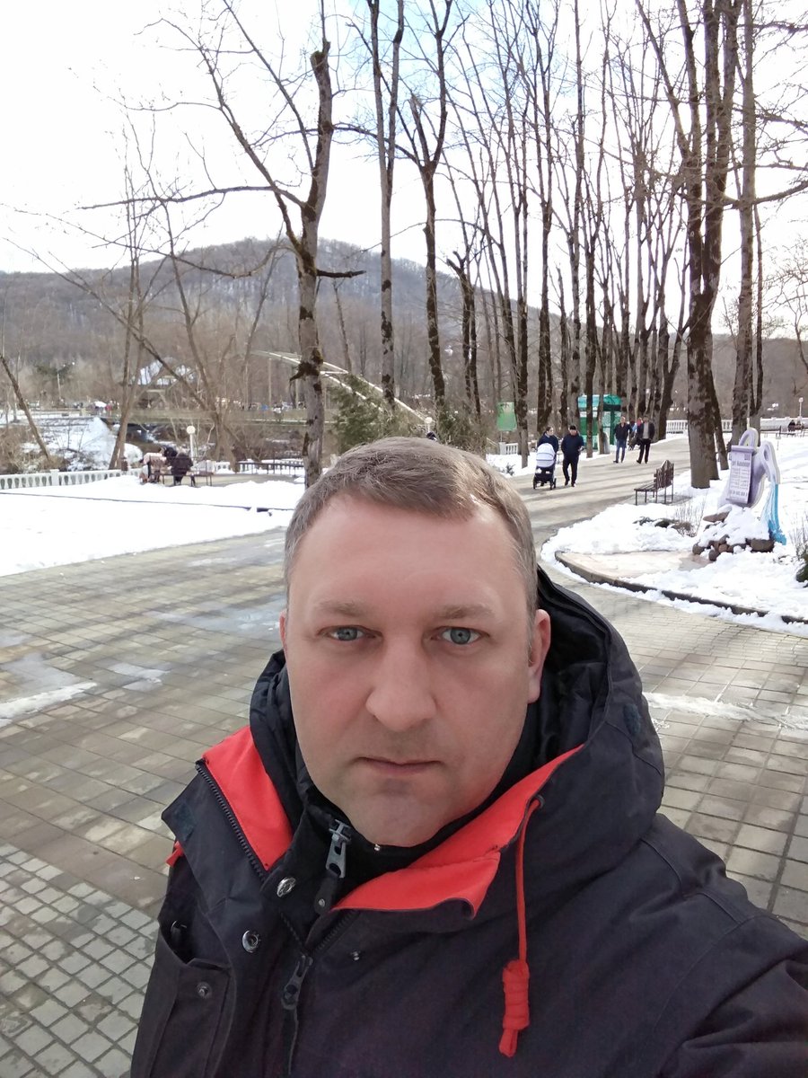 Vitaliq (@vitaliqueue) on Twitter photo 