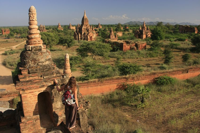 AsiaTrips_EN's tweet photo. This epic 9-day tour will take you to different places across Myanmar, including famous landmarks and ancient sites. https://t.co/aXsgX1OJj7 https://t.co/S5PhwiCrZ6