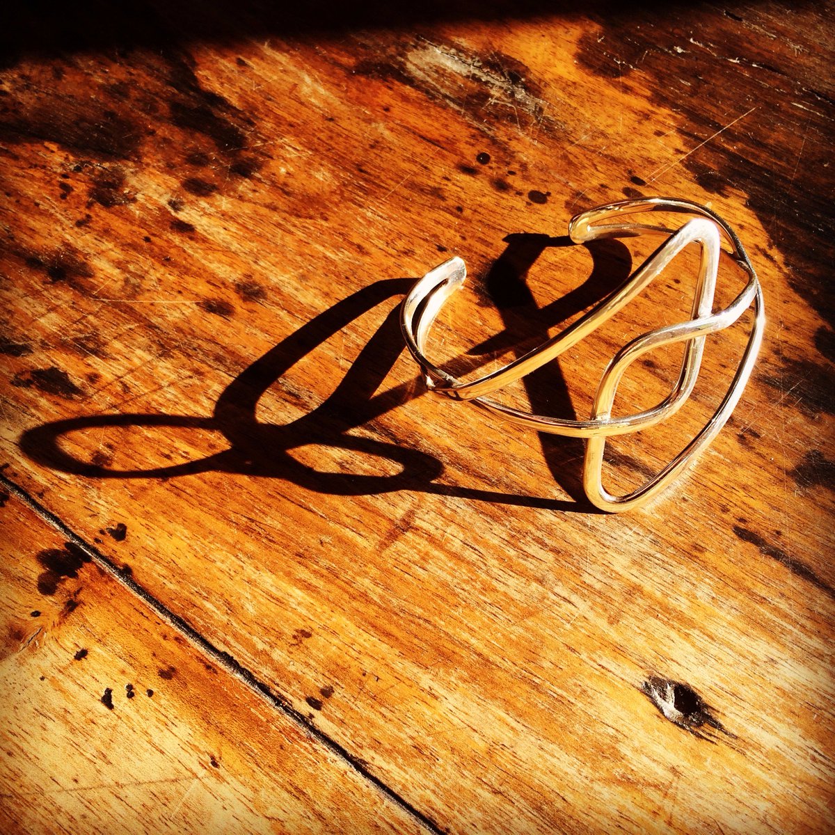 thesilvergift's tweet photo. Solid Silver Twisted Torque Bangle. See more at our website https://t.co/UjlB7Iv0af #Silverbangle #Silverbracelet #Silvergift #Silver https://t.co/KtEyw8d25c