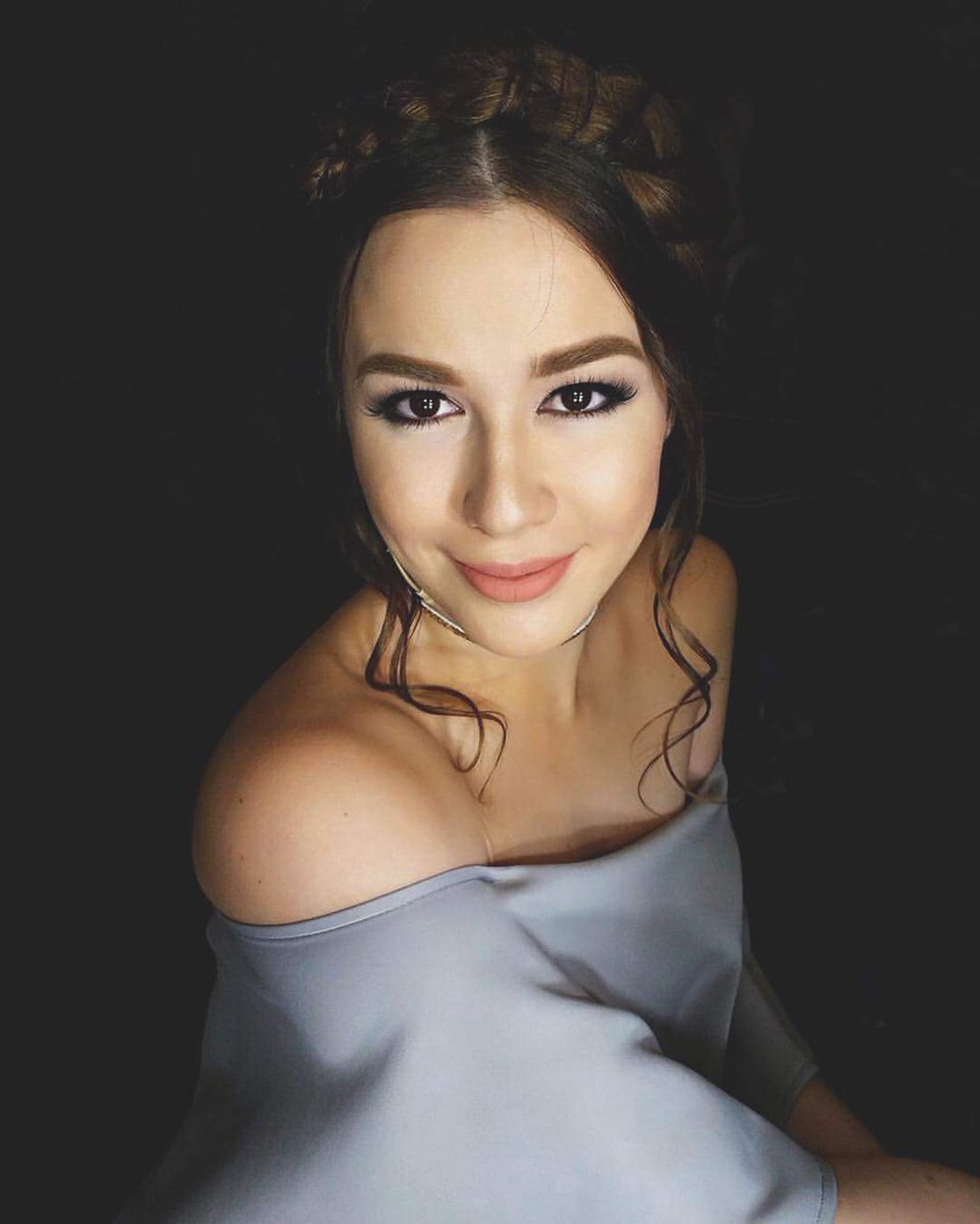 ValeeNation_Mal's tweet photo. @Valeentawak ang aming Reyna Dyosa Bes .. napakaganda mo kahit ano ayos mo lahat bagay tlg..we love you.. 💋❤❤ @SundayPinasaya #SPSLoveIsFun https://t.co/hXLNa7GX8P
