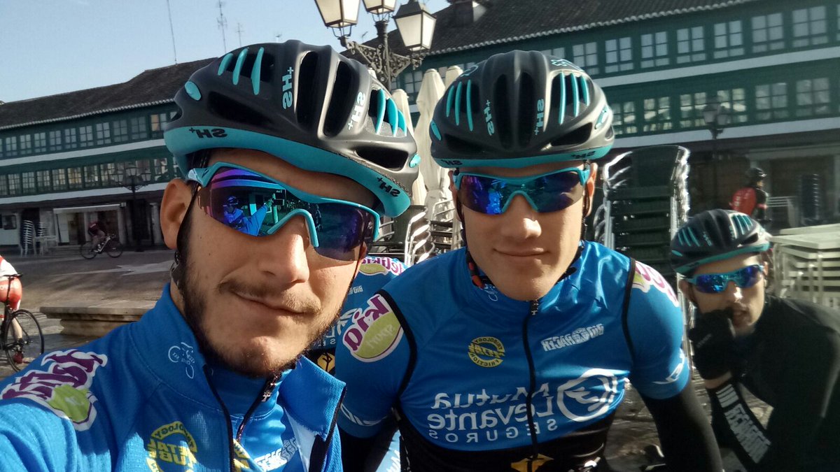 voicesportsco's tweet photo. El #TeamVoice Mutua Levante listo para dar guerra en la 2° jornada del XVIII Memorial Manuel Sanroma (Almagro) #InverseBlue @Fund_Benicadell https://t.co/CCPbUhm7nO