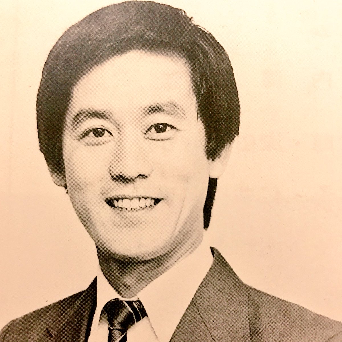 のんちゃん Pa Twitter まだ腹黒じゃないころの 好青年楽太郎 今じゃ笑点の顔六代三遊亭円楽師匠でございます のんちゃん Pa Twitter まだ腹黒じゃないころの 好青年楽太郎 今じゃ笑点の顔六代三遊亭円楽師匠でございます