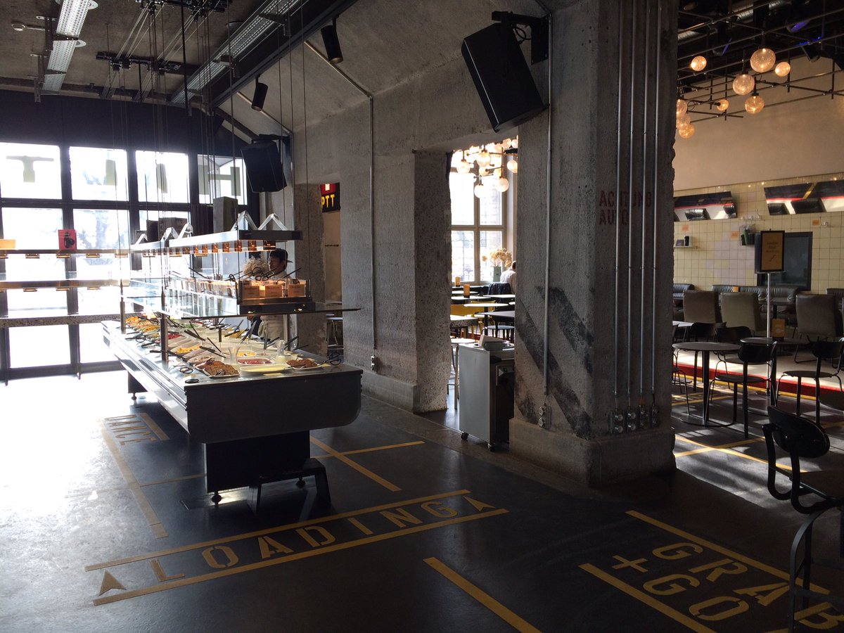 k_kathi's tweet photo. so fängt der #sonntag doch ganz gut an! ;-) 
#hiltl #zürich #hiltlsihlpost #todo #must #highlight #genuss #ich #welldone #style #innovativ https://t.co/dawDG7dFf9