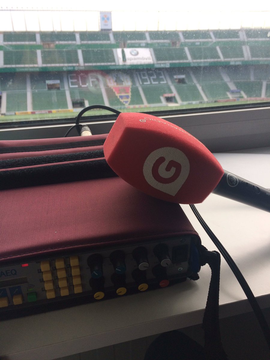 lorenmg93's tweet photo. Ya estamos preparados para que a las 11:15 h comience fútbol gestiona con el #ElcheIlicitano - #RayoIbense https://t.co/qTmFqmuQ29