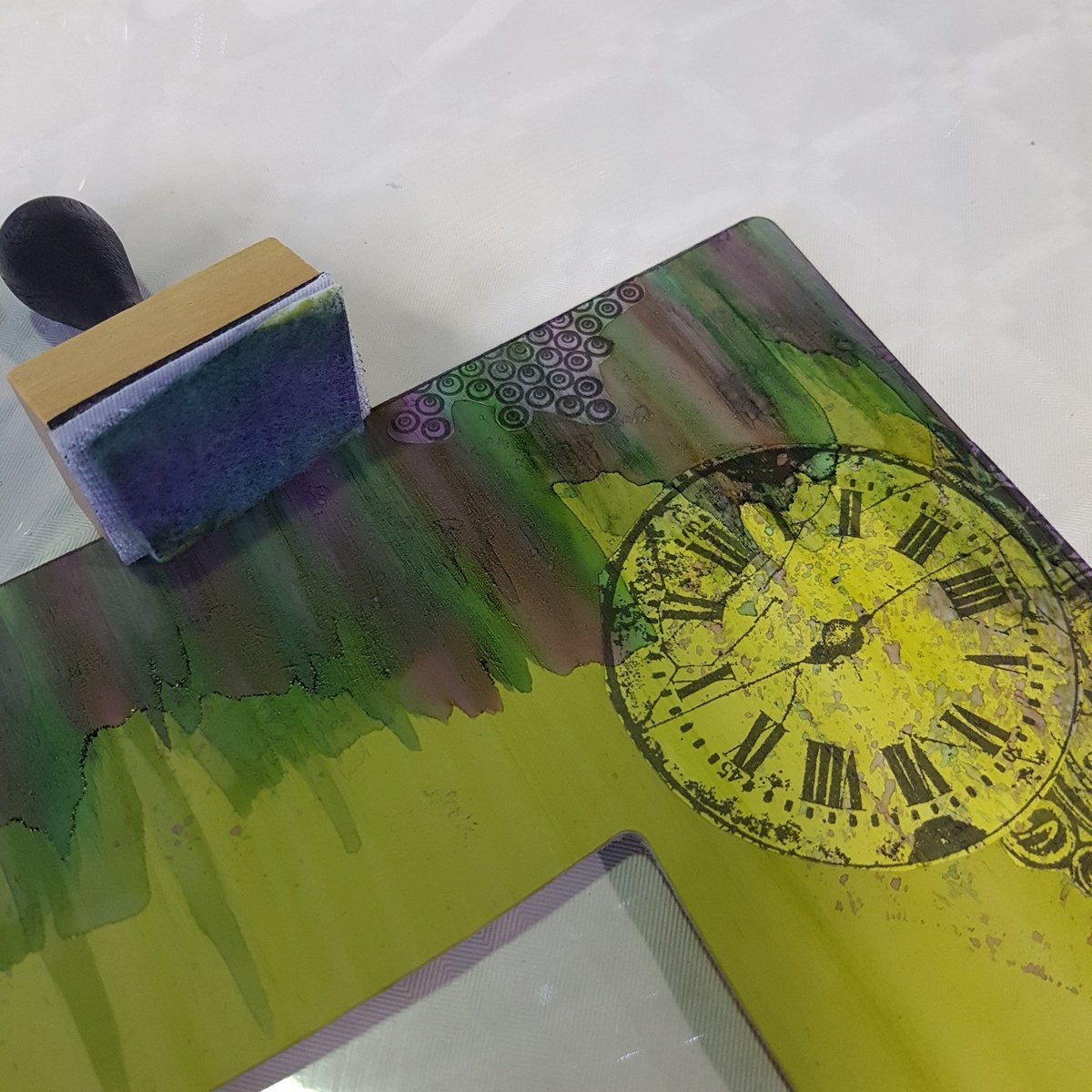CeliaScrapadies's tweet photo. Aujourd'hui c'est Azoline qui nous régale avec un travail d'encres . #montpellier #fabregues #scrapbooking #carabellestudio #carabelledays https://t.co/g5mYOh2mcl