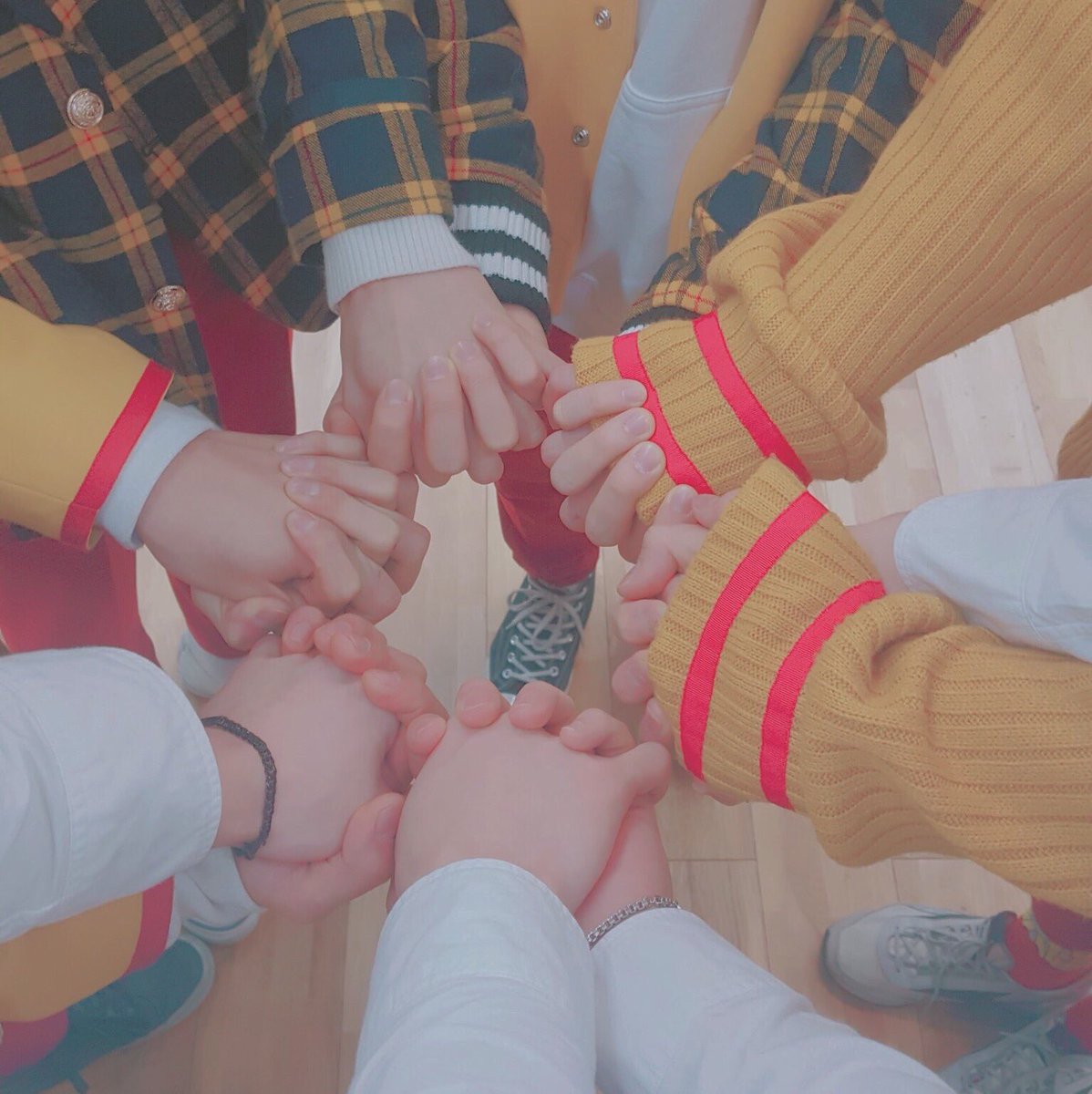 h___astro's tweet photo. 🌷99년생 

🌷ビニサナよりおーる

🌷ほぼほぼおーる

🌷お友達募集中

 #ASTRO好きな人と猛烈に絡みたくて絡みたくて仕方がないのでASTRO好きな人がRTしてくれたらフォローしますのでこれを見たASTRO好きな人は是非RT拡散してください https://t.co/x3QTUwI8TP