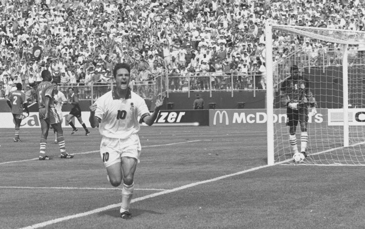 GuidoDiSanto's tweet photo. Quando a 8 anni scelsi il mio supereroe: #RobertoBaggio https://t.co/eWbRIQrcUq https://t.co/DMi0MSVDpa