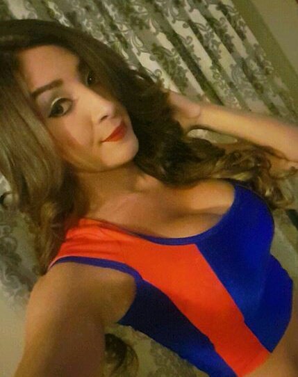 SelfiesFamosas's tweet photo. Él bellezon de @laveroalmiron !!! #forzacerro 🔴🔴🔴🔴🔵🔵🔵🔵 https://t.co/HbO4m37axd