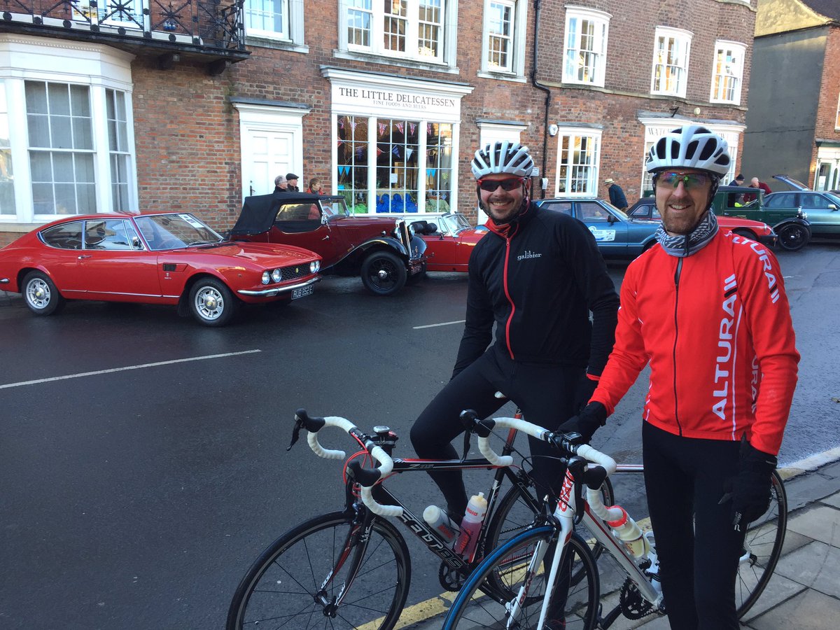 Nice surprise in #Tadcaster today - classic cars and fireworks to follow later to celebrate the bridge reopening. Congrats from all of us.
