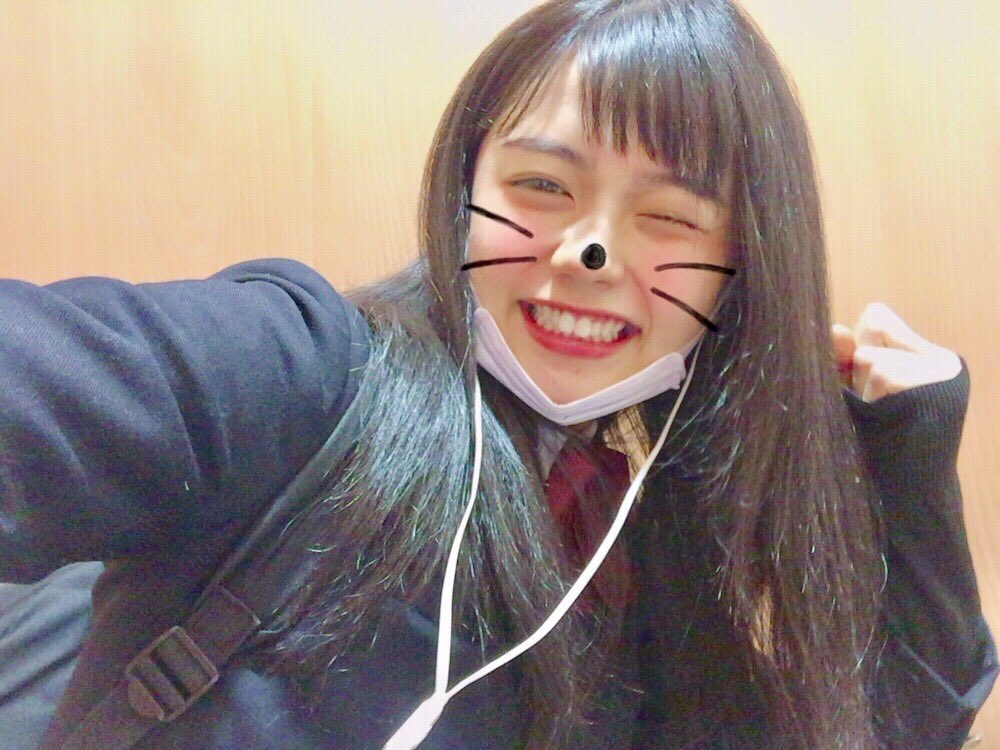 けんしん Twitter ನಲ ಲ どっちの高校生が可愛い ツウィrt 足立佳奈いいね けんしん Twitter ನಲ ಲ どっちの高校生が可愛い ツウィrt 足立佳奈いいね