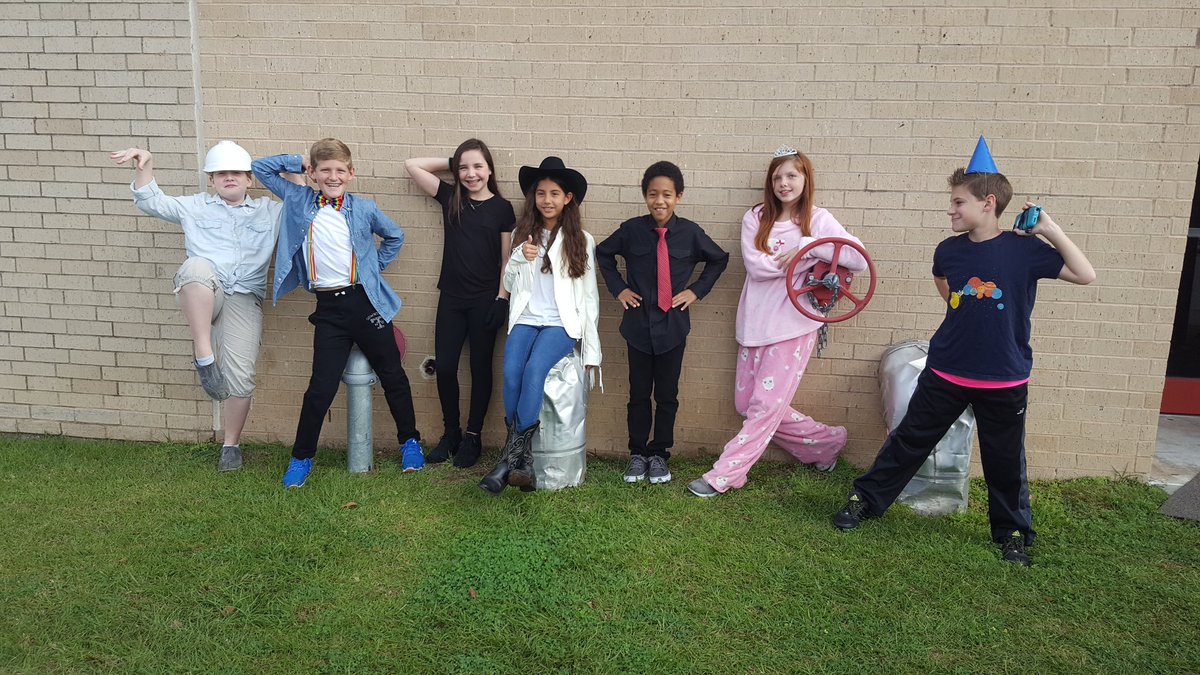 kathywheat's tweet photo. @DITXSE6 @MIS2024  @kathywheat Montgomery Color Wonders waiting for competitions at Destination Imagination https://t.co/CFKQoRSrs8
